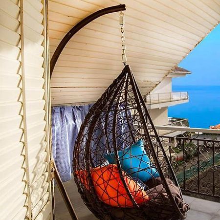 Villa Lakeview Paradise Pestani Ngoại thất bức ảnh