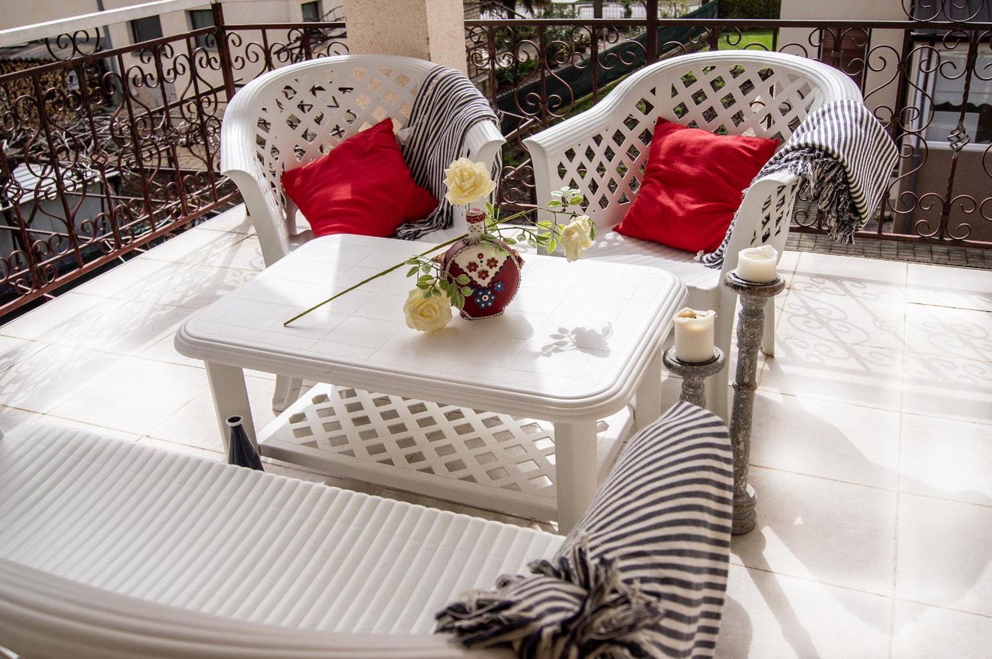Villa Lakeview Paradise Pestani Ngoại thất bức ảnh