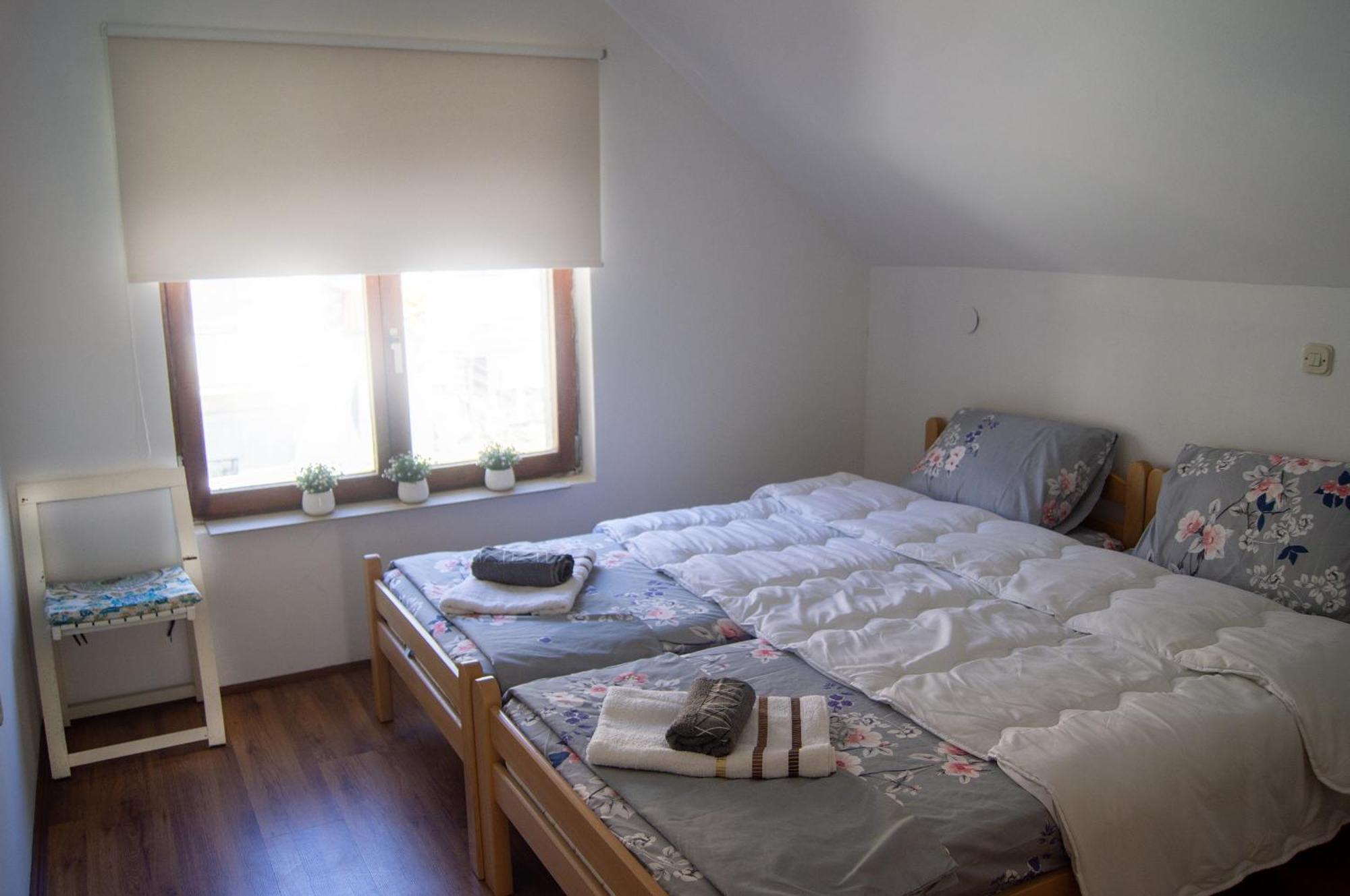 Villa Lakeview Paradise Pestani Ngoại thất bức ảnh